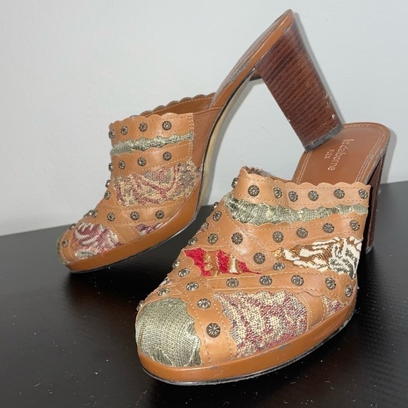 Liz Claiborne Mule Leather Flex Philomena 2 Embellished tapestry Clogs - Picture 3 of 9